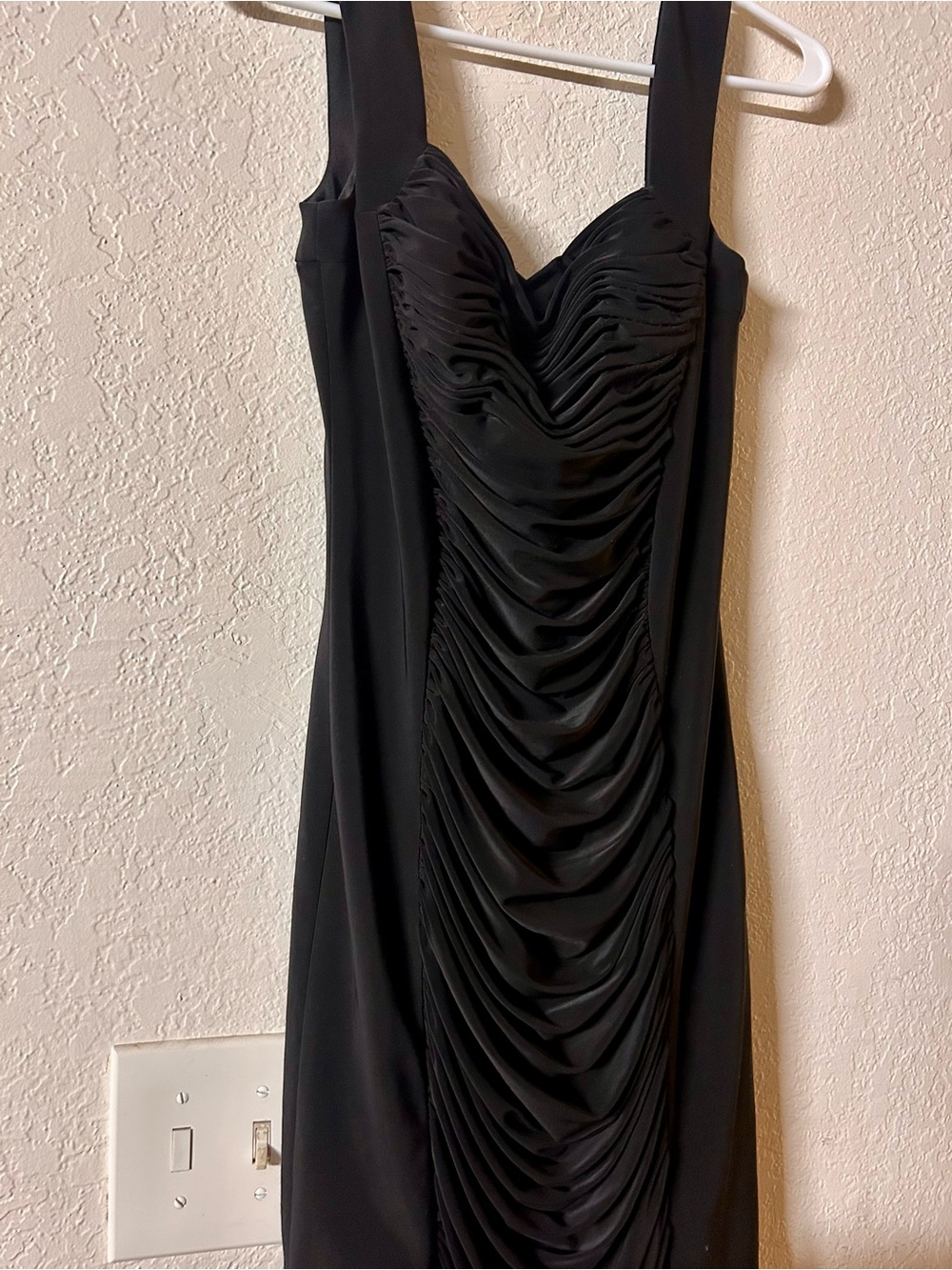 EUC Caché Ruched Tank sheath dress🖤🖤 - Picture 9 of 9